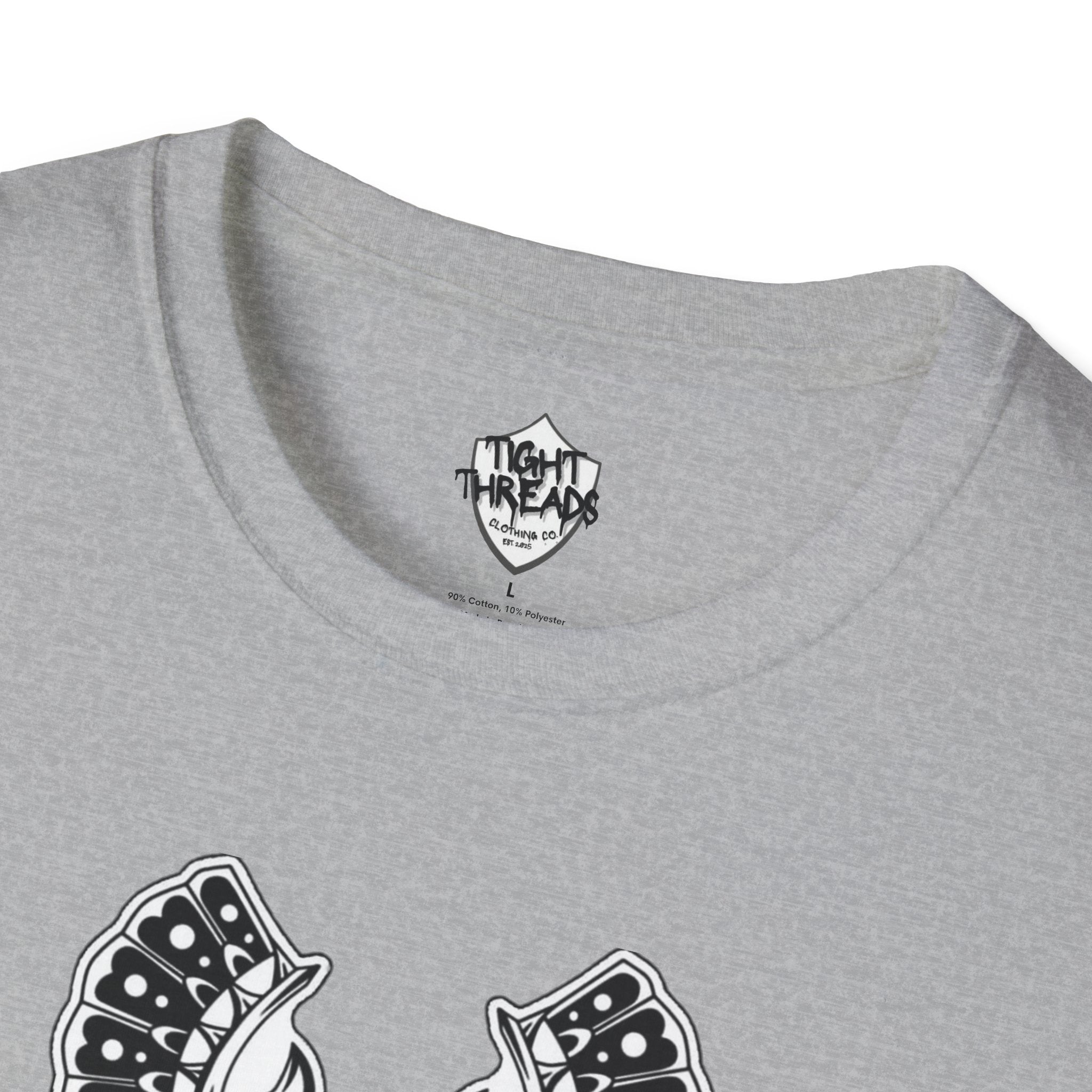 Samurai Skull Graphic T-Shirt, Unisex Softstyle Tee, Edgy Streetwear, Perfect for Anime Fans, Casual Wear, Birthday Gift