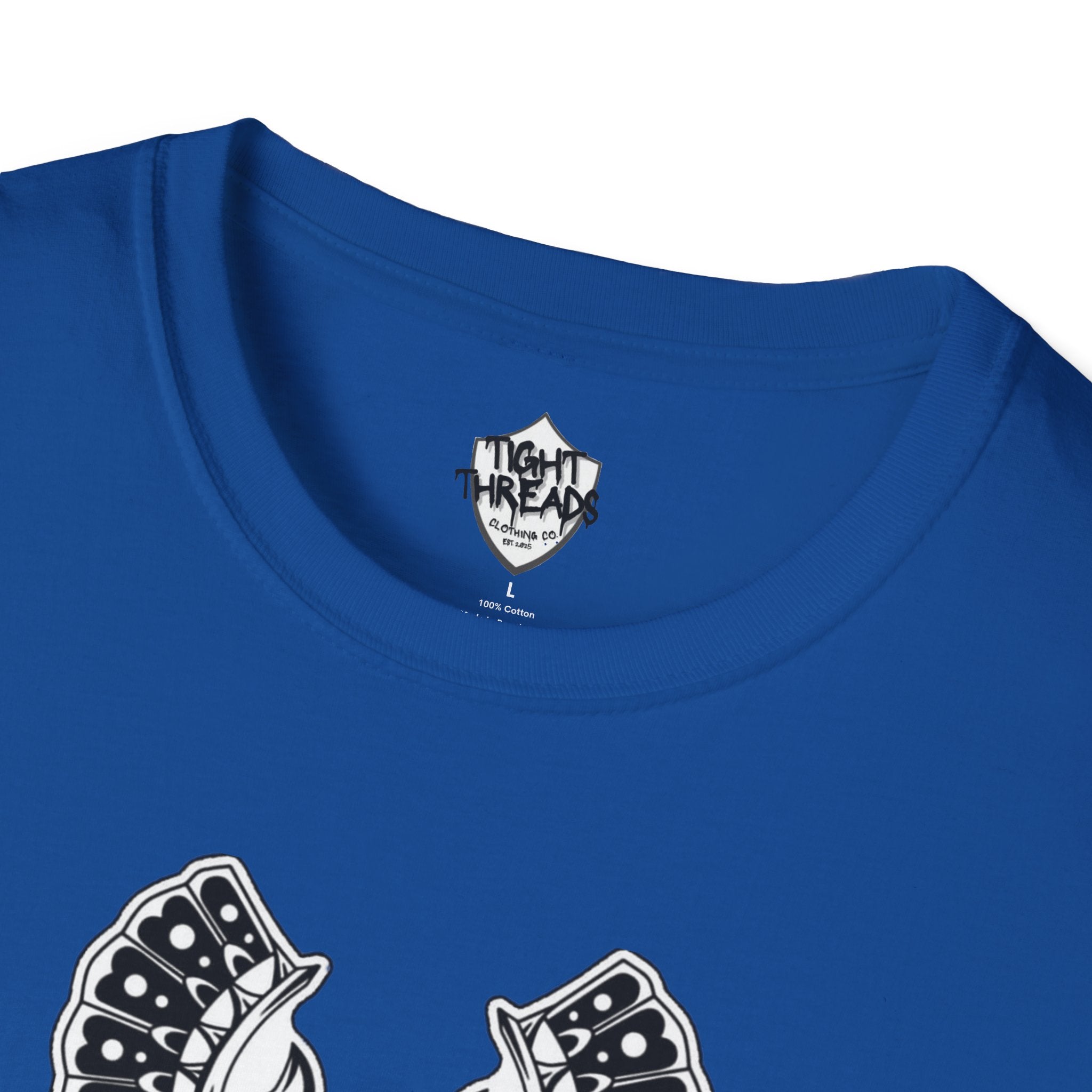 Samurai Skull Graphic T-Shirt, Unisex Softstyle Tee, Edgy Streetwear, Perfect for Anime Fans, Casual Wear, Birthday Gift